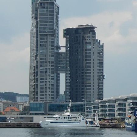 Ajk Apartament W Sea Towers Gdynia Exterior foto