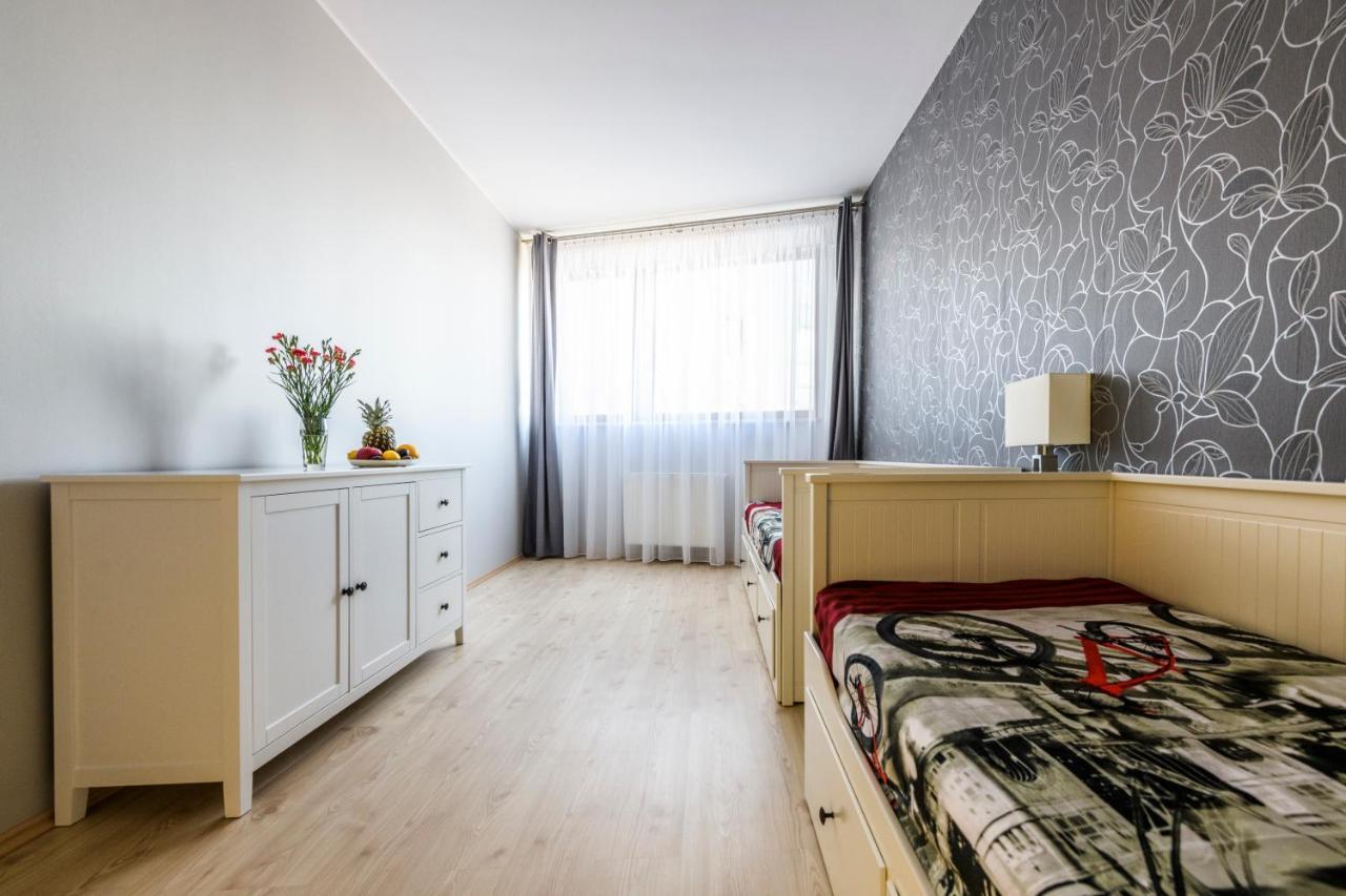 Ajk Apartament W Sea Towers Gdynia Exterior foto