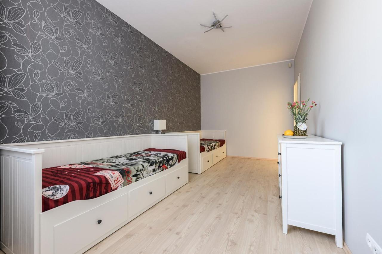Ajk Apartament W Sea Towers Gdynia Exterior foto